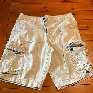 Men’s cargo shorts.
